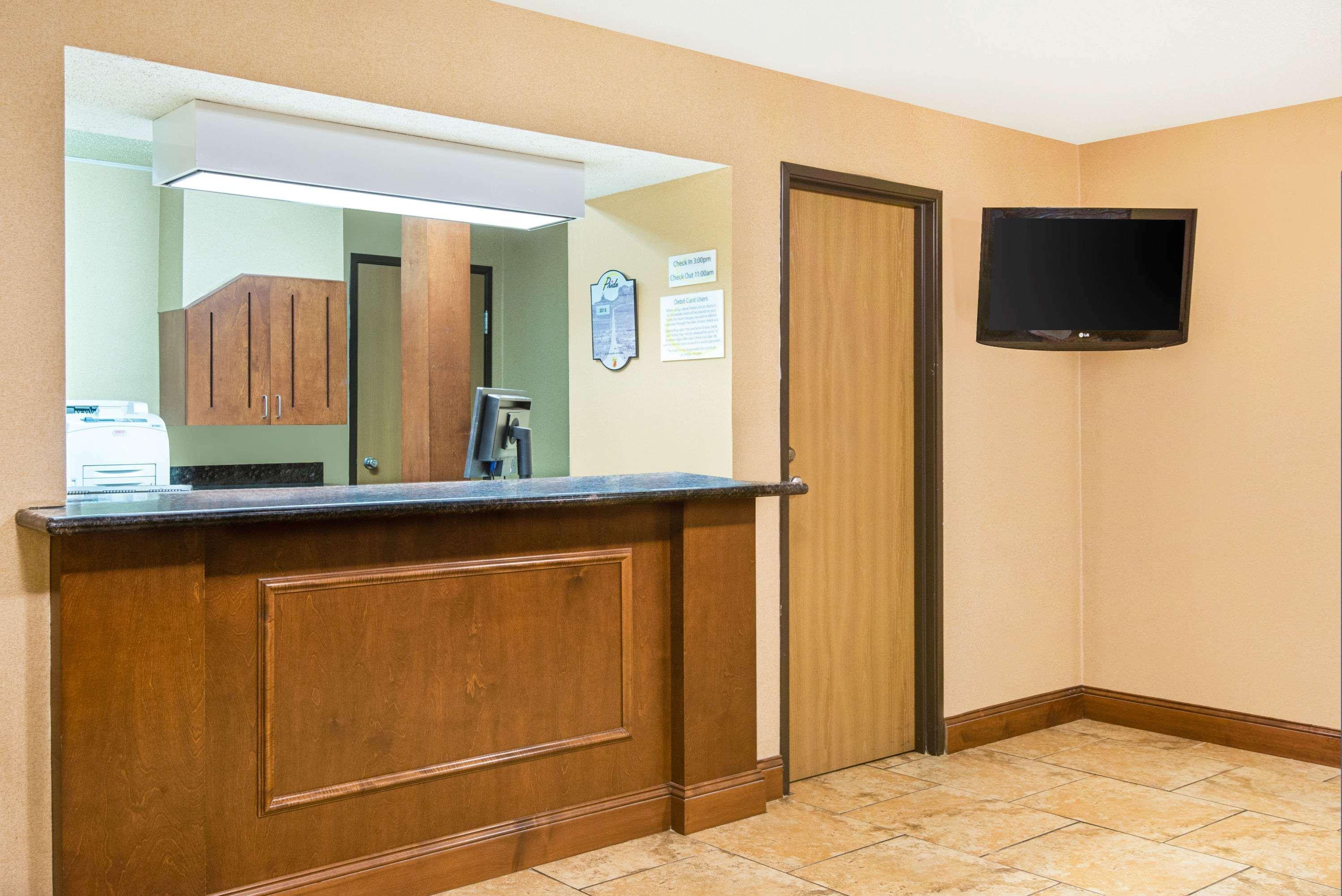 Super 8 By Wyndham Ripley Otel Dış mekan fotoğraf